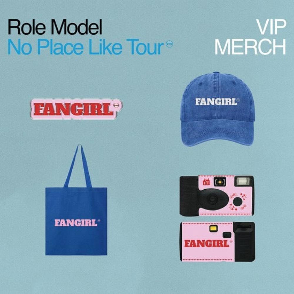 Certified FANGIRL Early Entry + Merchandise Upgrade (North America)